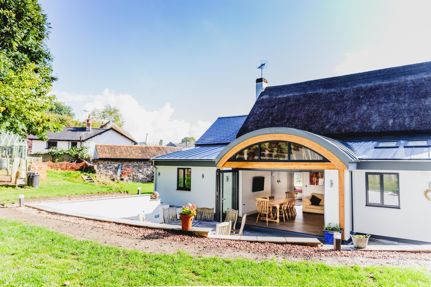 Basic principles for extending listed buildings Living Space